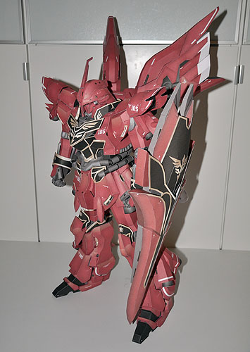 Gundam_Sinanju02.JPG