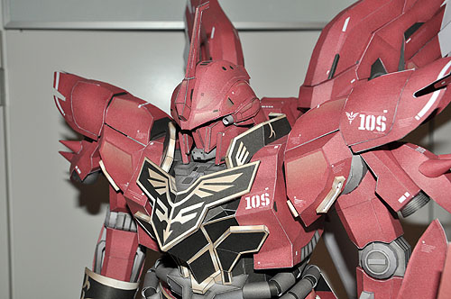 Gundam_Sinanju04.JPG