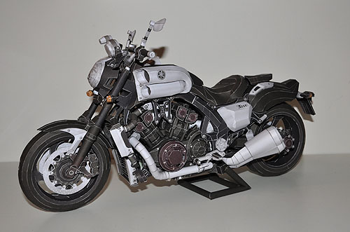 Yamaha_Vmax_9.jpg